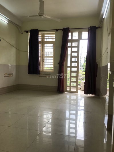 Nhà 5 tầng mới, 4m x 20m, 7PN (6 máy lạnh), 5WC,MT đường 32, khu B.Phú