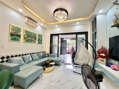 🔥🔥🔥 SIÊU PHẨM- NHÀ ĐẸP 4 TẦNG 🥰LUNG LINH - XE 5 CHỖ NGỦ TRONG NHÀ