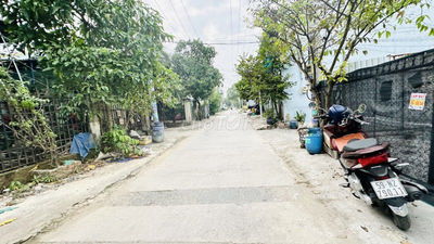CHỦ GỬI BÁN LÔ ĐẤT 200M2-GIÁ 2TỶ 100-GẦN CHỢ VĨNH LỘC A- BÌNH CHÁNH