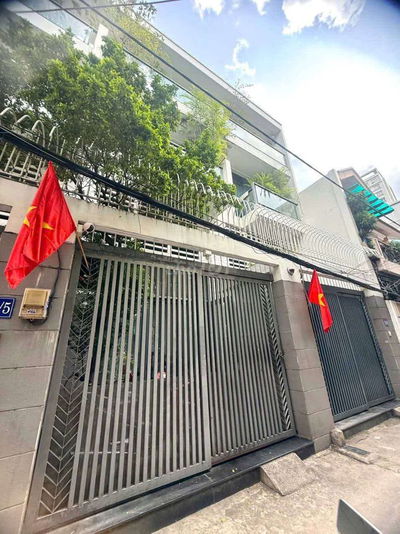 Hẻm xe hơi ngủ trong nhà, Lê Văn Sỹ ngang lớn 6m