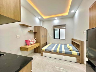 Căn Hộ Thiết Kế Hiện Đại Full NT Thang Máy Ngay Đại Học Bách Khoa Q10
