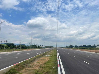 Cần bán gấp 15m mặt tiền đất xã Vĩnh Thanh, Nhơn Trạch, Đồng Nai.