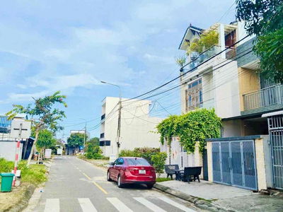Bán lô đất đường Trung Hoà 3 , gần nhà sáng tác
