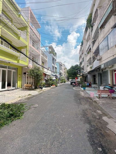 Bán nhà 4 tầng tân phú dt 59 m đường mặt tiền