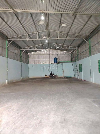 Cho thuê kho xưởng Dĩ An 210m/11tr sẵn 3fa sx đa nghề