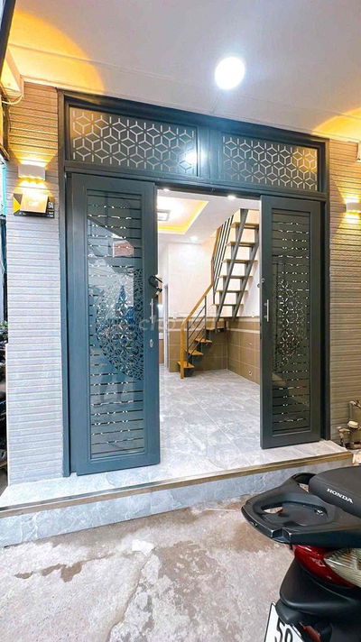 M15 - Bán nhà Q4 - nhà đẹp cho khách có t/c nhỏ
