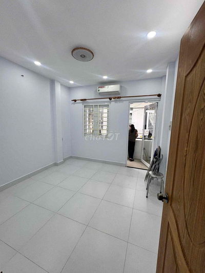 ➢Hẻm 237/ Nguyễn Tiểu La, P8 Q10 ➢ DT: 4x13 trệt 1 lầu , 2pn 2wc  ➢ Gi