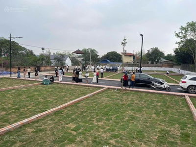 Chính chủ bán gấp lô 100m2 nằm sát ĐHQG và Quốc Lộ 21A, Công Nghệ Cao. Diện tích 100m2 full thổ cư