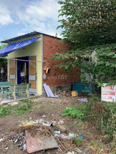 Bán lô đất 5,5x12m, ngay chợ đầu mối nông sản Hóc Môn, giá 860 triệu