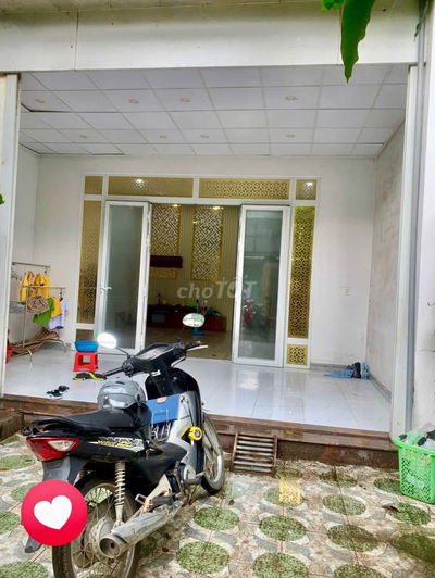 Cần tiền bán gấp nhà đường Huỳnh Thị Mài, hóc môn 100m2 shr. Giá 835tr