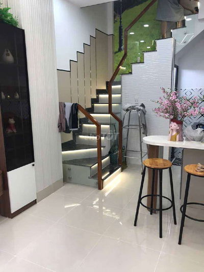 Nhà Gò Vấp 2 PN nhỉnh nhẹ 2 Tỏi Gần Ngã 5