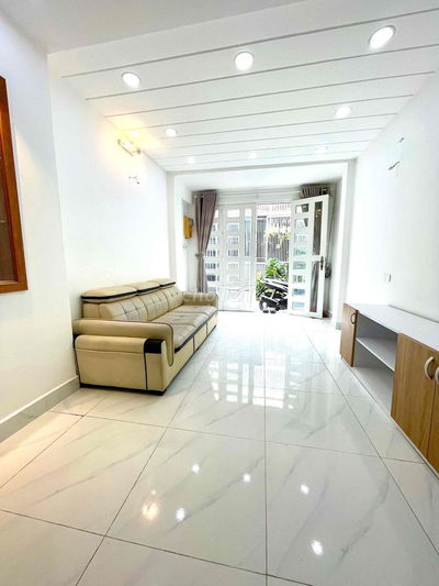 NHÀ 3 TẦNG - THỐNG NHẤT - 28M - 3PN 3WC , SÂN THƯỢNG - H3M GẦN HXH