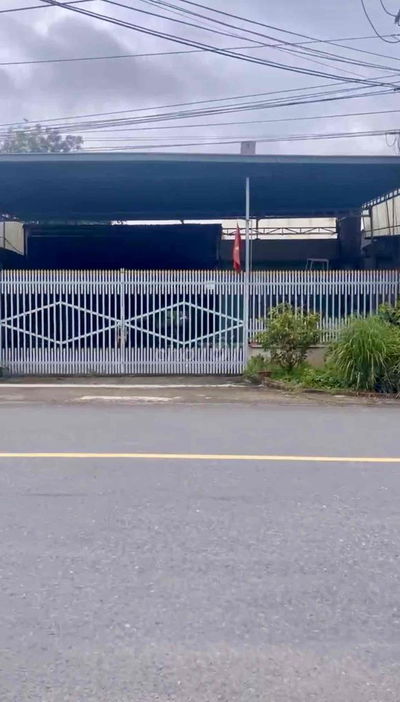 CHÍNH CHỦ NGỘP BANK GỬI BÁN GẤP CĂN NHÀ XƯỞNG 1217m2 200 thổ cư 14x87