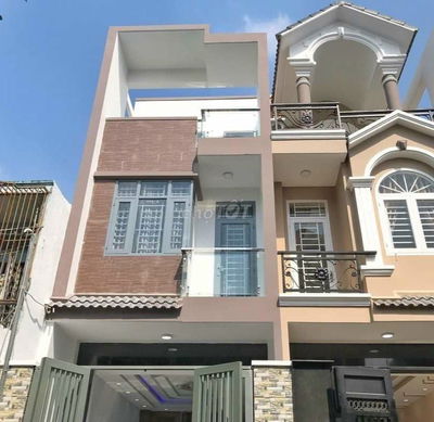 Cho thuê nhà HXH 595/4A Cách Mạng Tháng 8, gần chợ Hòa Hưng