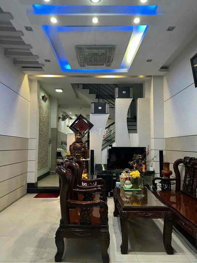 Nhà mặt tiền đường Tạ Quang Bửu P4 Q8