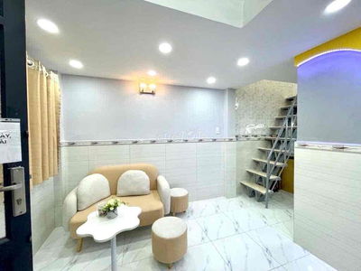 Bán Nhà Âu Cơ - Xây 3 Tầng - sát Hẻm Tải - Hoàn Công - Sổ Hồng Riêng