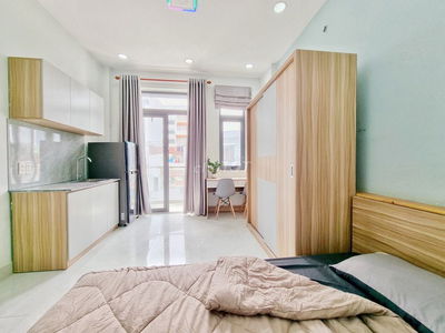 ✨ Căn Hộ Studio Ban Công, Full Nội Thất ngay Sân Bay, Bạch Đằng