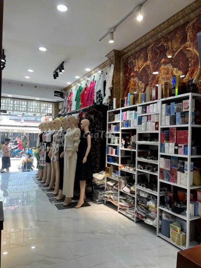 Mặt tiền Lê Đình Thám ngang khủng 6,1m cách Eaonmall 5 phút đi bộ