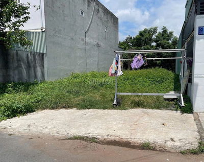 670 TRIỆU, ĐẤT NGAY NGÃ TƯ SUỐI LỘI, 10M X 32M, BAO THUẾ PHÍ SANG TÊN.