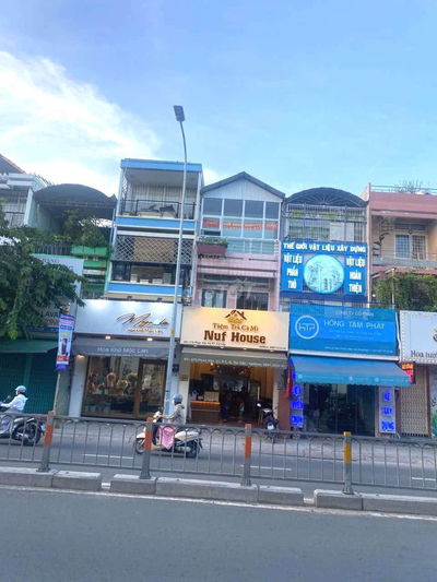 MT PHAN VĂN TRỊ, P7, GÒ VẤP. DT 5×20, 3 LẦU