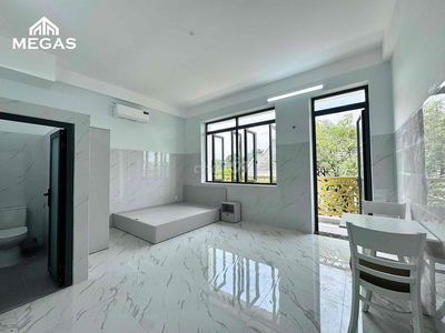 STUDIO BAN CÔNG NỘI THẤT CƠ BẢN CẦN VHU