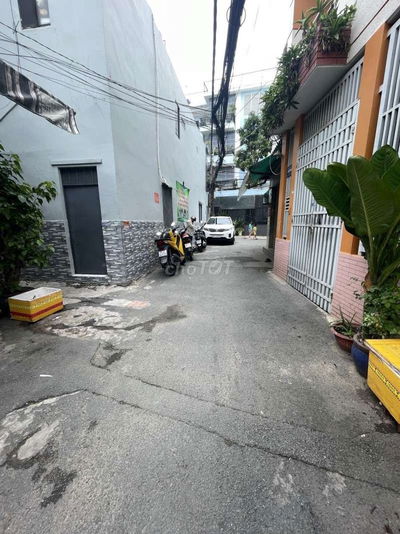 HXH 958 Lạc Long Quân, gần chợ Tân Bình. N4,8×13m xây 2 tầng,chỉ 6,5ty