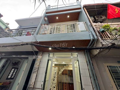 Bán nhà đường Trần Hưng Đạo p1 q5