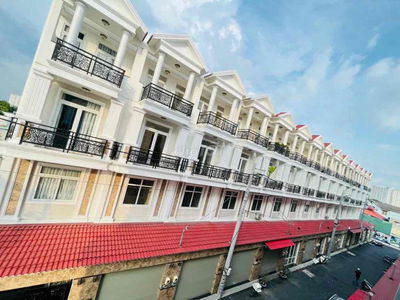 NHÀ 3 LẦU MỚI XÂY SỔ HỒNG RIÊNG HOÀN CÔNG, CÁCH QL13 50M, ĐƯỜNG 7M