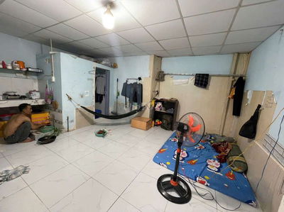 Nhà cấp bốn:5x4 mặt tiền hẻm 972, huỳnh tấn phát,Q7