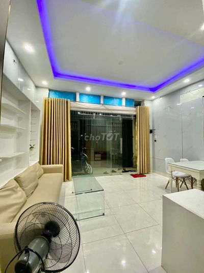 Cho Thuê Gấp 493/5K Cmt8, Q10 Hẻm Thông Tô Hiến Thành, Nhà Mới Tinh
