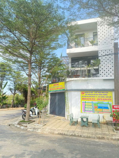 Cần bán 2 nền biệt thự 10x20m(200m2) tại KDC Đông Dương Q9 giá 35tr/m2