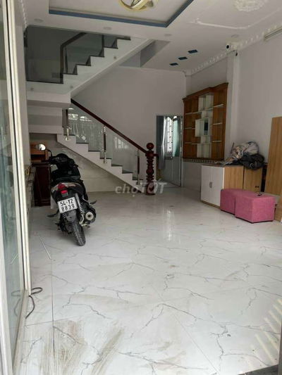CHO THUÊ CĂN HỘ DỊCH VỤ – ĐƯỜNG ĐÔNG BẮC, SÁT CVPM QUANG TRUNG