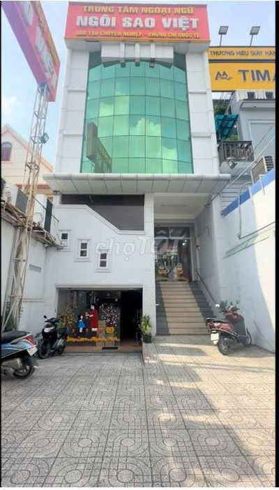 Cho thuê nhà nguyên căn mặt tiền Nguyễn Ảnh Thủ, quận 12