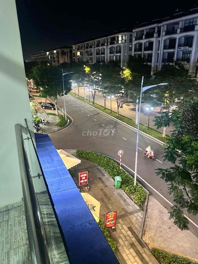 “GẤP” CHỈ 9TR 120m2 VĂN PHÒNG MẶT TIỀN NGUYỄN THỊ NHUNG, VẠN PHÚC CITY