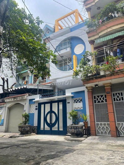 Nhà Mới Xây Khu Cao Thắng - 6,5x25M 4PN - Sân Để Xe Rộng 6M