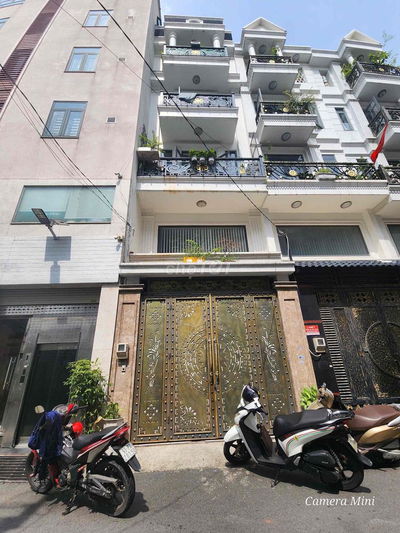 NGUYÊN CĂN FUNL NỘI THẤT HOÀNG HOA THÁM 4,6x20m 5 tầng hợp cty vp ở