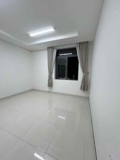 Phòng dư cho thuê chính chủ mặt tiền