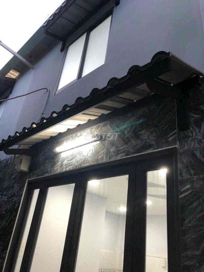 Bán nhà nhỏ xinh xinh,khu an ninh..Xây 1 lầu kiên cố,hẻm 3m.. Giá tốt.