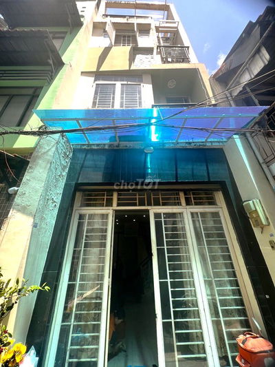 NHÀ ĐẸP 4 TẦNG,SÁT MẶT TIỀN LÝ THÁI TỔ,3PN FULL NỘI THẤT, GĐ Ở,SV GHÉP