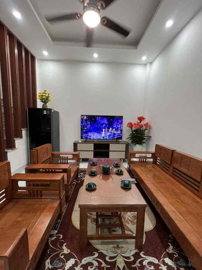 BN phố vĩnh hưng - dt 26m x3 tầng - vị trí đẹp - 2 nhà ra ô tô