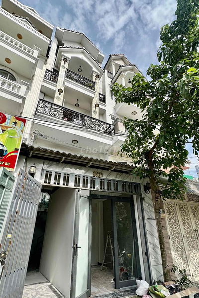 MBKD đẹp ngay MT phù hợp cắt tóc, làm nail, ăn vặt,…