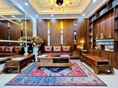 Cuốn hút! Phố Hoàng Hoa Thám, ngõ nông, 50m ra ô tô, 43m2*5T, ở ngay.