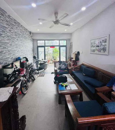 Nhà đẹp 4 tầng, hẻm xe hơi thoáng sạch sẽ, nội thất hiện đại, 4x64m2.