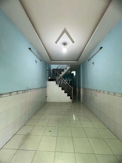 Cho thuê nhà đúc  1 lầu 2PN gần mặt tiền Võ Văn Vân Vĩnh Lộc B