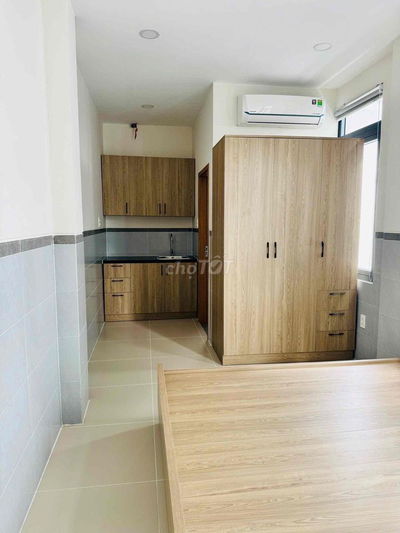 Phòng full nội thất tại  Phước Long B Quận 9