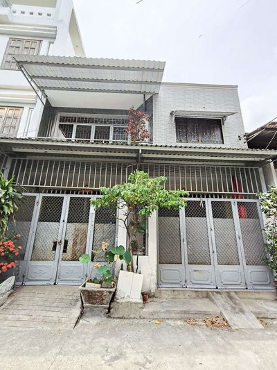 Nhà 2 tầng 56m2, hxh 6m, sát mặt đường Bình Trị Đông, giáp HL 2, 5ty8