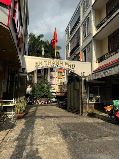 Cho thuê căn Hộ full NT ngay Nguyễn Hữu Tiến- Tân Phú