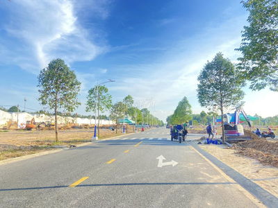 ĐẤT NGAY TRƯỜNG HỌC CẤP 2 LAI UYÊN 150m2 FULL THỔ CƯ