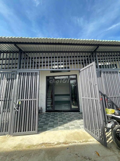 Nhà ở Xuân Thới Sơn 4x14m 315triệu gần chợ Nhị Xuân Hóc Môn
