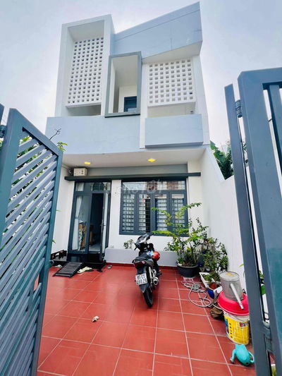 Nhà 1 lầu 1 trệt hẻm dx31 Phú mỹ ,gần chợ,đường 5m thông